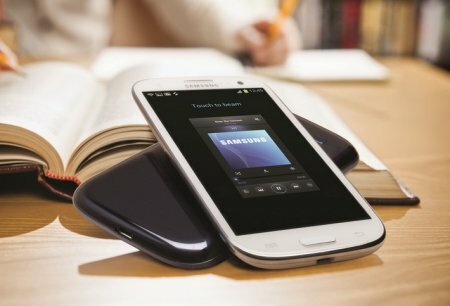  Samsung Galaxy S III      19-00  